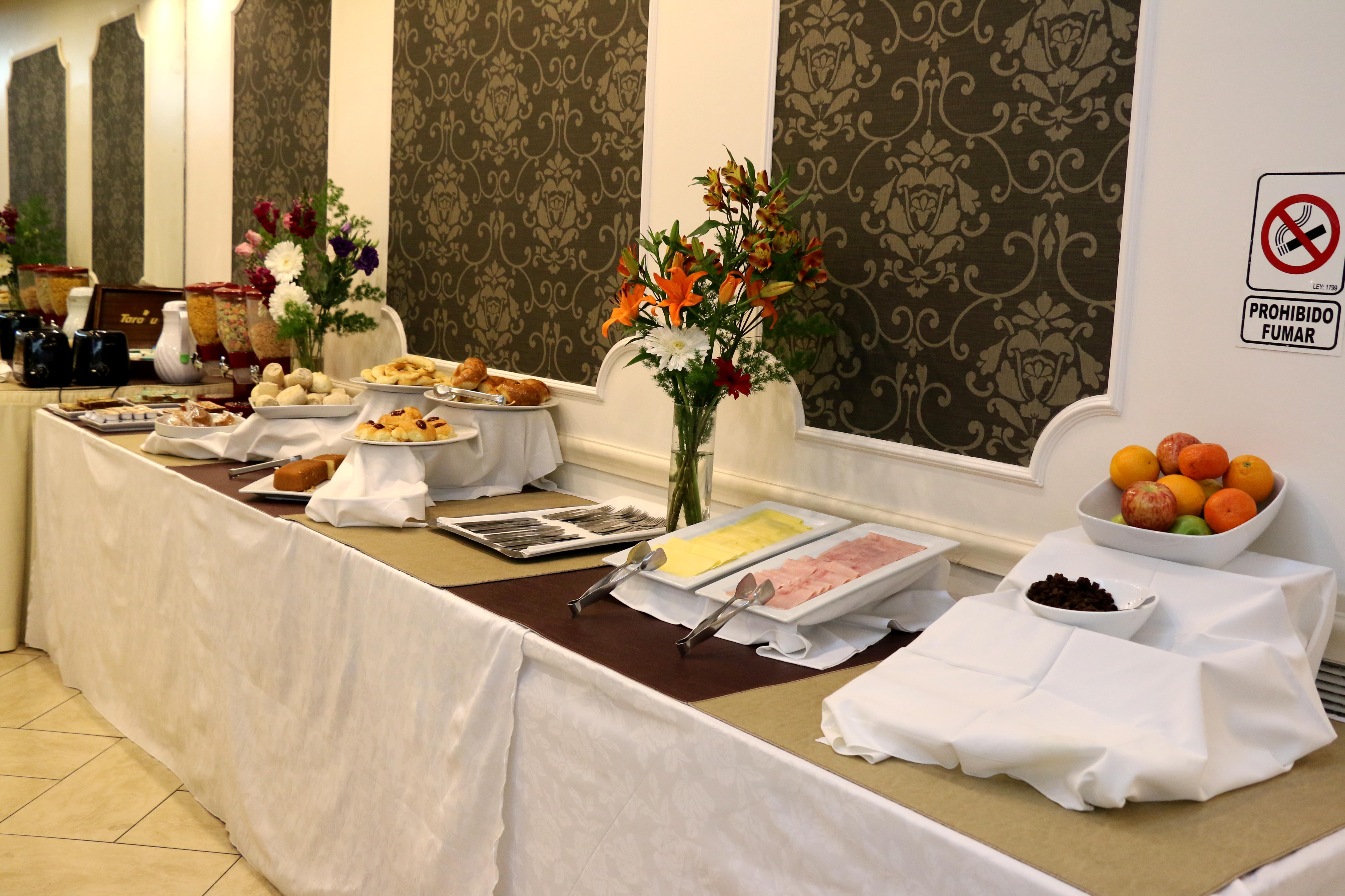 Centuria Hotel Buenos Aires Zewnętrze zdjęcie