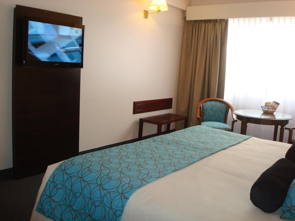 Centuria Hotel Buenos Aires Zewnętrze zdjęcie