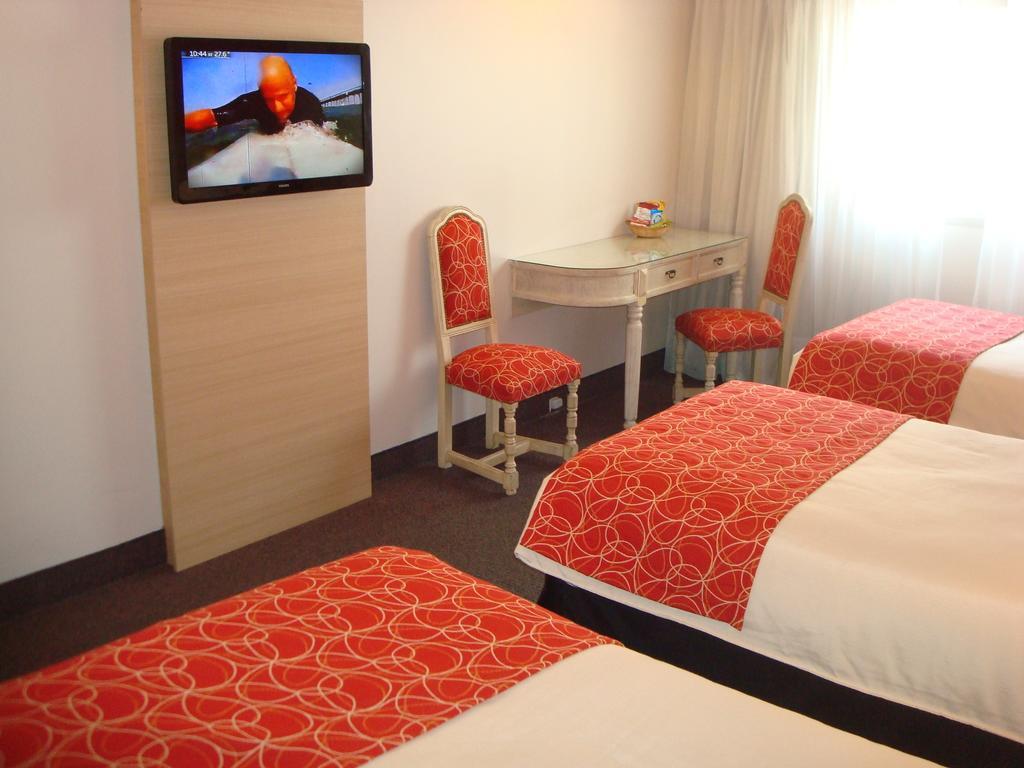 Centuria Hotel Buenos Aires Zewnętrze zdjęcie